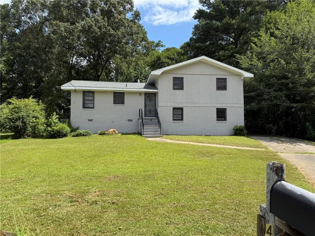 4088 Vale Court, Decatur, GA 30035 — most recent listing photo