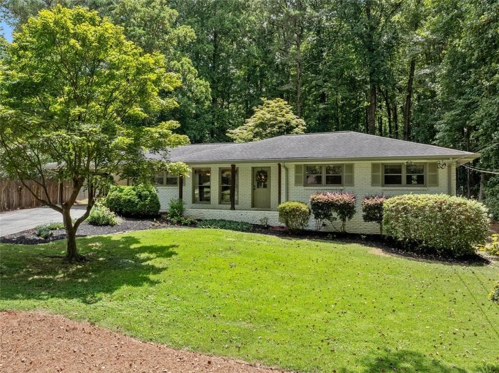 2000 WESTWOOD Circle, Smyrna, GA 30080 — most recent listing photo