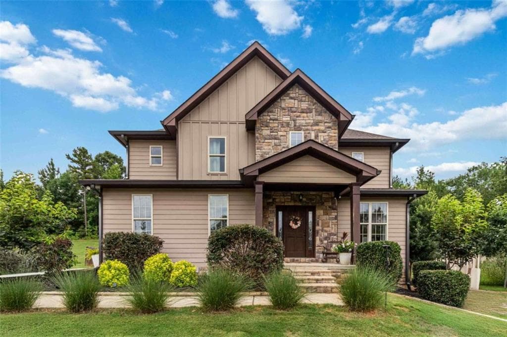 105 Maple Drive, Commerce, GA 30529 — most recent listing photo