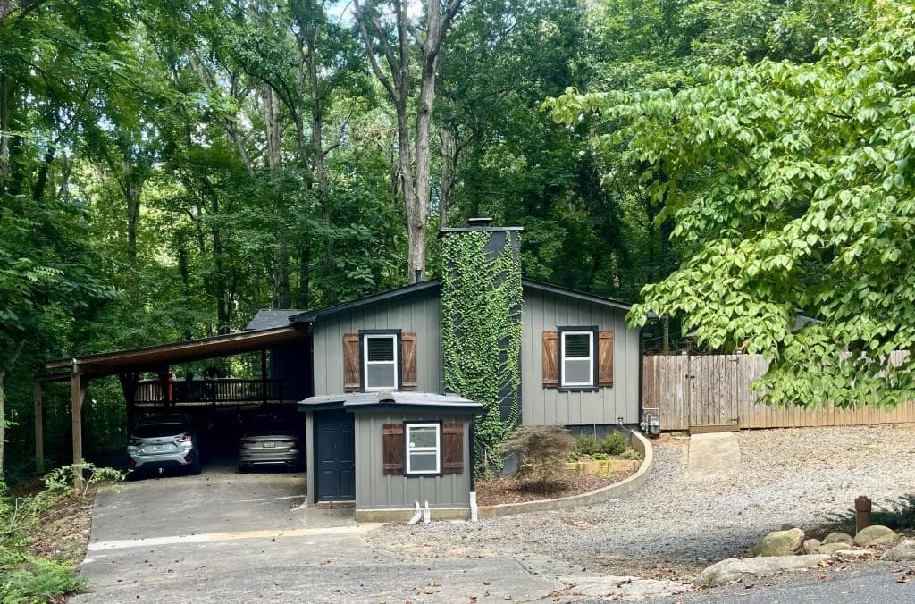 114 Cypress Street, Roswell, GA 30075 — most recent listing photo