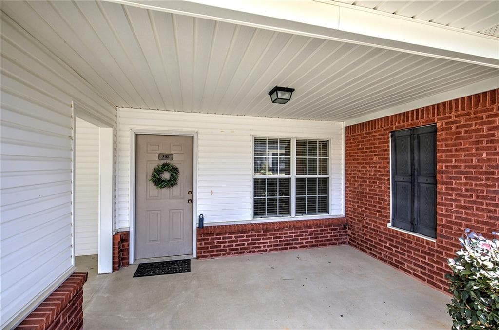 2 bedroom, 2 bathroom, 1,002 sq ft condominium under contract at 150 Old Mill Road 308, Cartersville, GA 30120 — photo 3