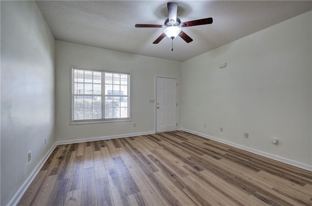 2 bedroom, 2 bathroom, 1,002 sq ft condominium under contract at 150 Old Mill Road 308, Cartersville, GA 30120 — photo 7