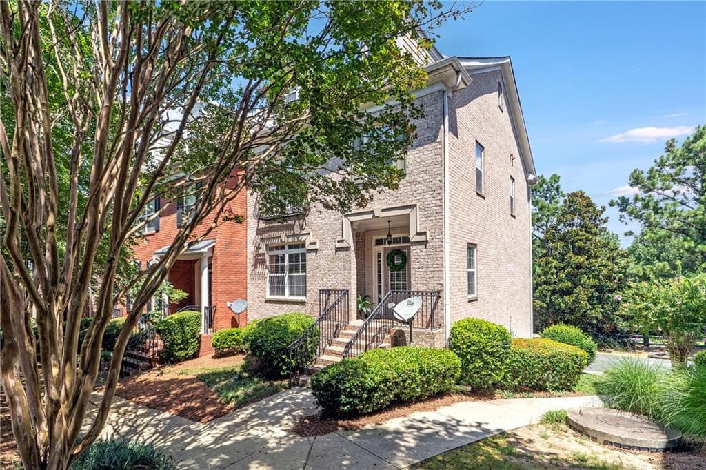 308 Holbrook Road 11, Smyrna, GA 30082 — most recent listing photo