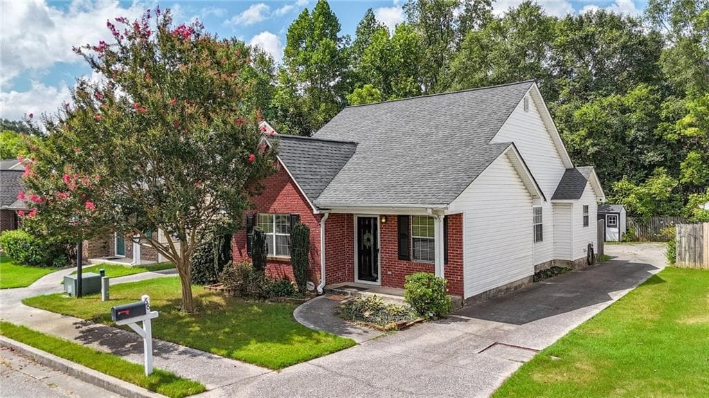 68 Pointe North Drive, Cartersville, GA 30120 — most recent listing photo