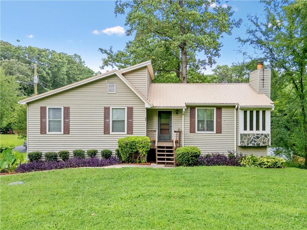 629 Silver Trace Court, Woodstock, GA 30189 — most recent listing photo