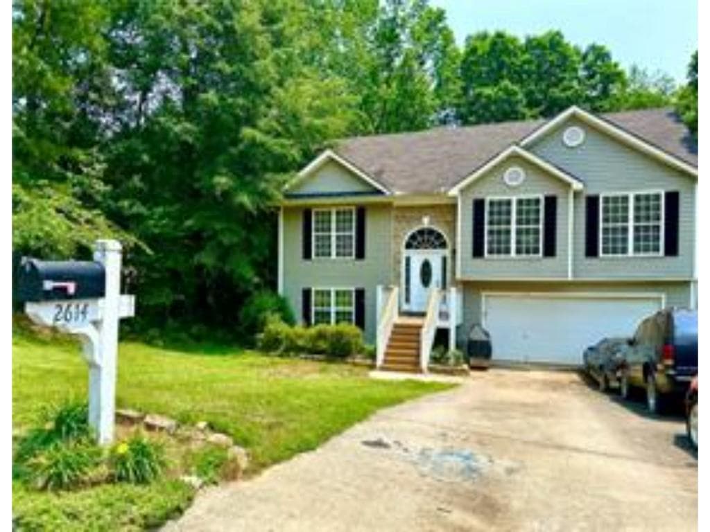 3 bedroom, 3 bathroom, 2,133 sq ft single family residence sold at 2614 Carolina Court, Bethlehem, GA 30620