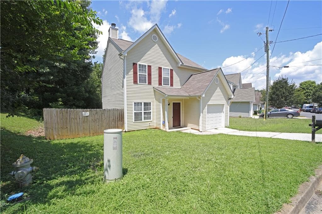 3 bedroom, 3 bathroom, 1,677 sq ft single family residence under contract at 6874 Mahonia Place, Lithonia, GA 30038 — photo 4