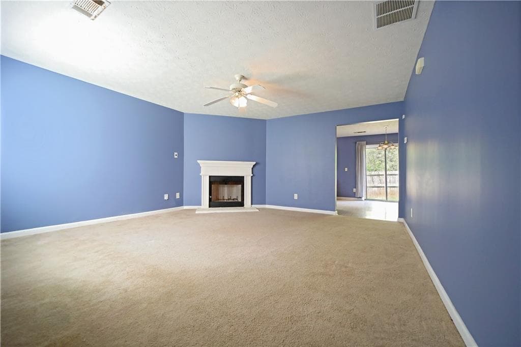 3 bedroom, 3 bathroom, 1,677 sq ft single family residence under contract at 6874 Mahonia Place, Lithonia, GA 30038 — photo 6