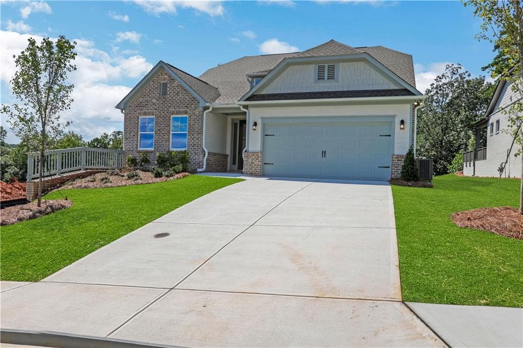 7040 Manchester Drive, Flowery Branch, GA 30542 — most recent listing photo