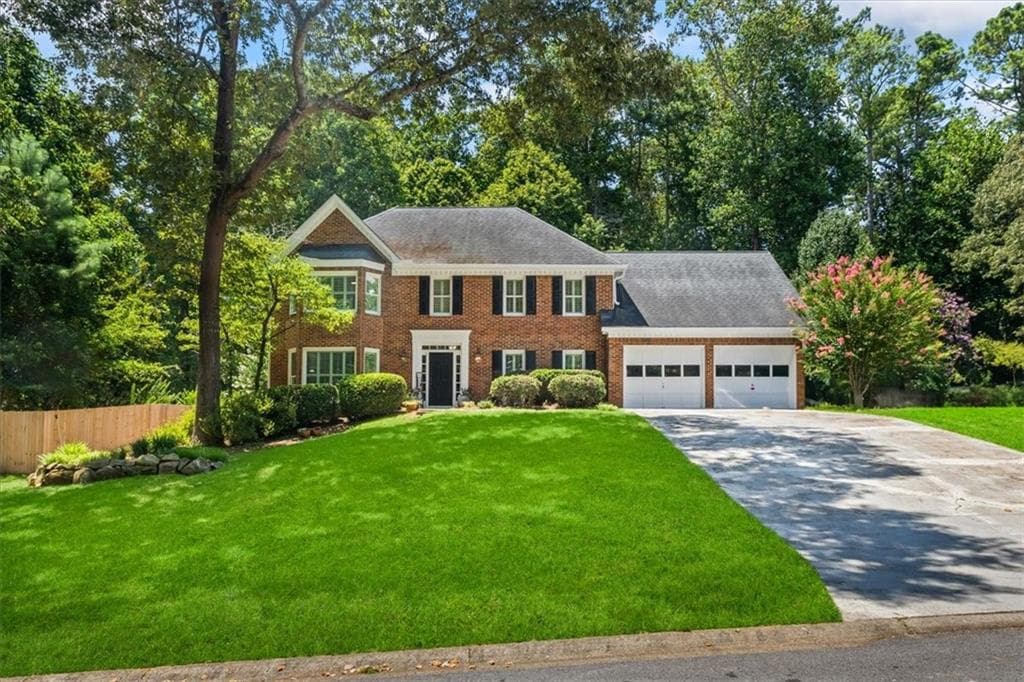 2647 Long Lake Drive, Roswell, GA 30075 — most recent listing photo
