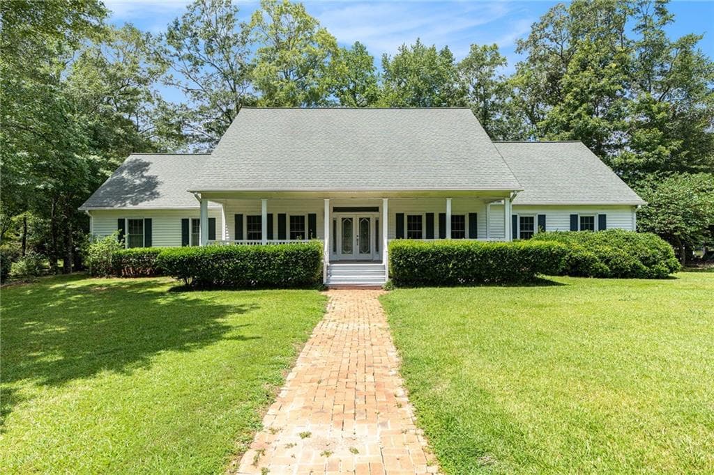 435 Mapledale Trail, Sharpsburg, GA 30277 — most recent listing photo