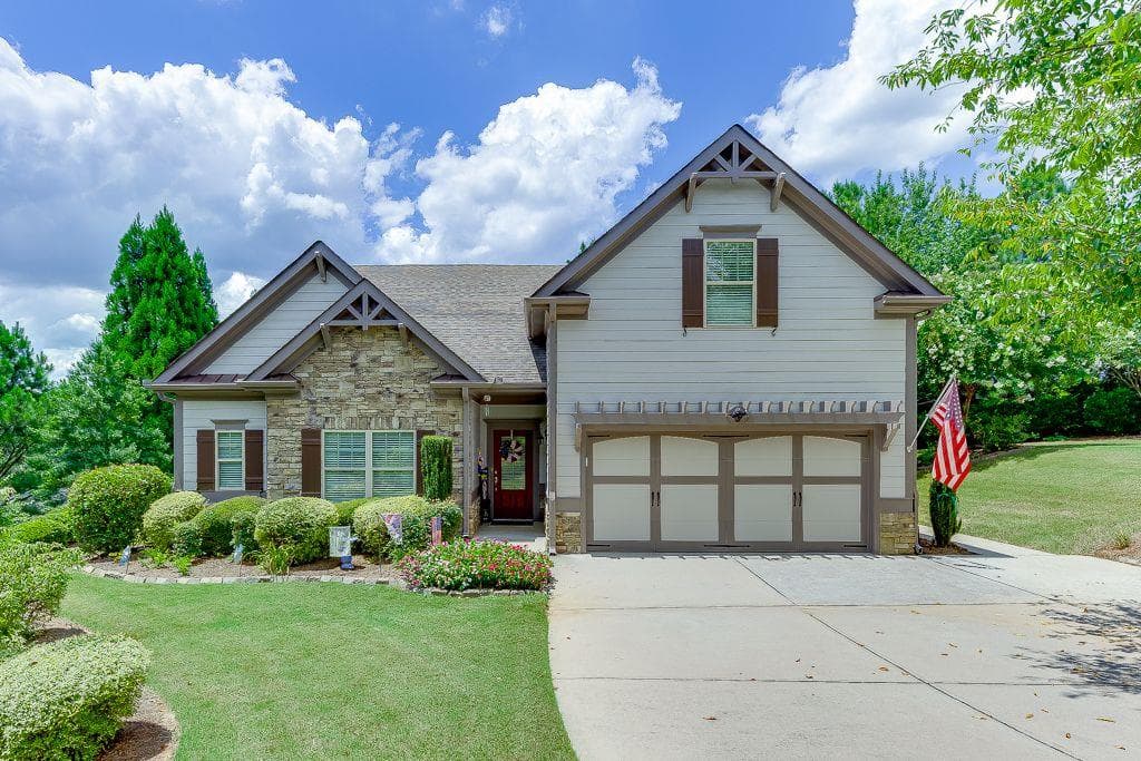 6808 FLAGSTONE Way, Flowery Branch, GA 30542 — most recent listing photo
