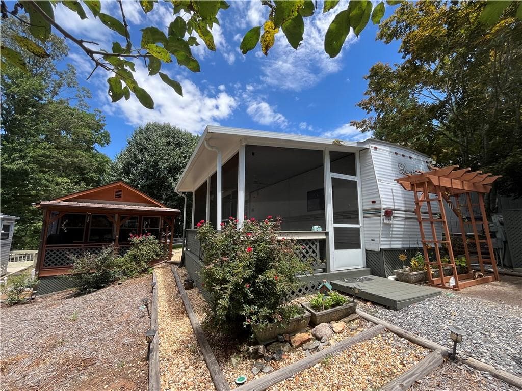170 Tip Top Circle, Cleveland, GA 30528 — most recent listing photo