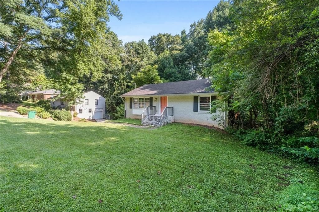 2262 Vistamont Drive, Decatur, GA 30033 — most recent listing photo