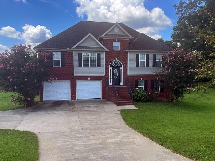 160 Peach Blossom Lane, Calhoun, GA 30701 — most recent listing photo