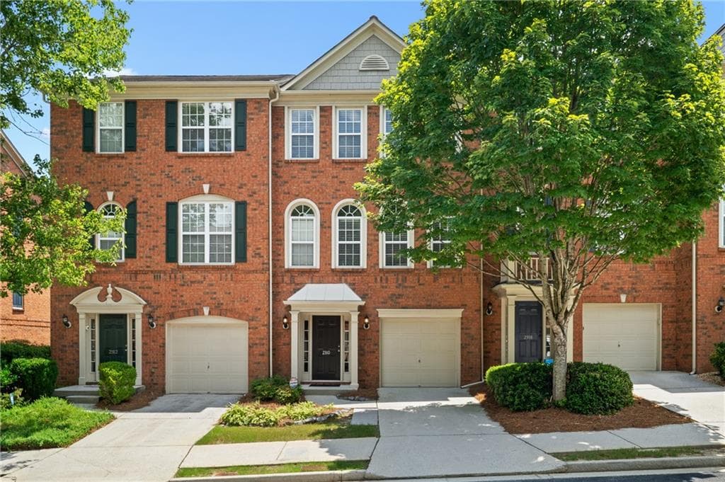 3 bedroom, 4 bathroom, 1,963 sq ft townhouse sold at 2310 Towneheights Terrace 10, Atlanta, GA 30339