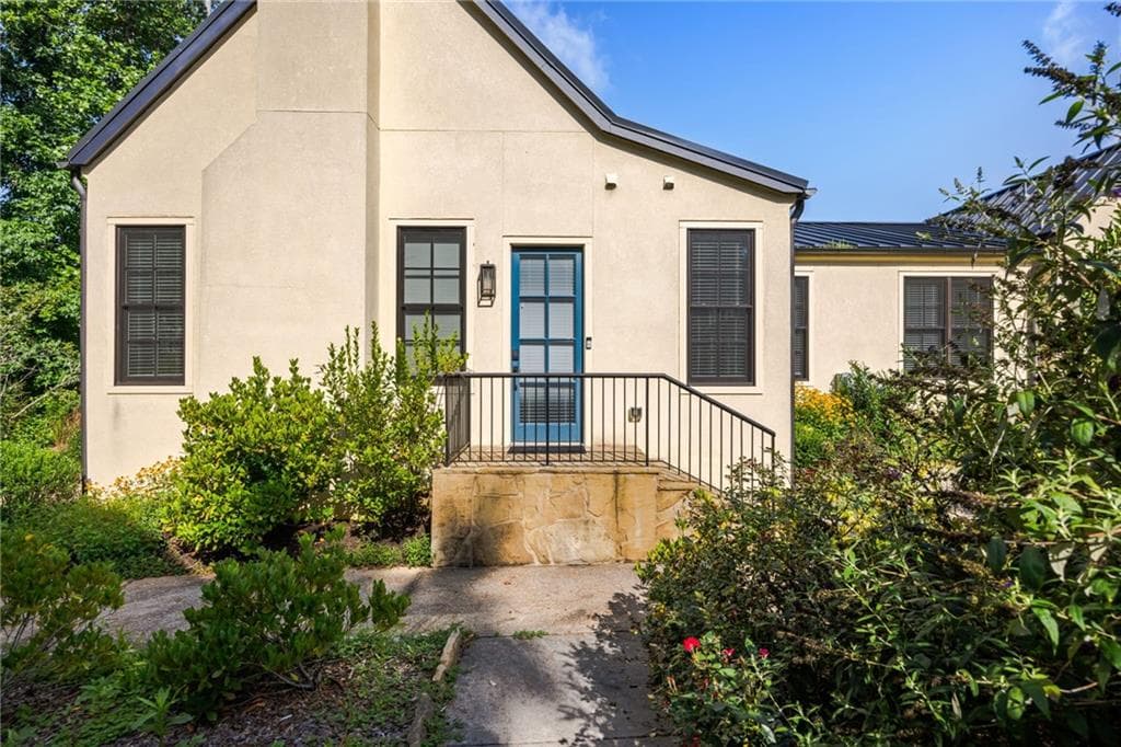 2 bedroom, 2 bathroom, 1,379 sq ft single family residence for sale at 377 Anders, Chattahoochee Hills, GA 30268 — photo 3