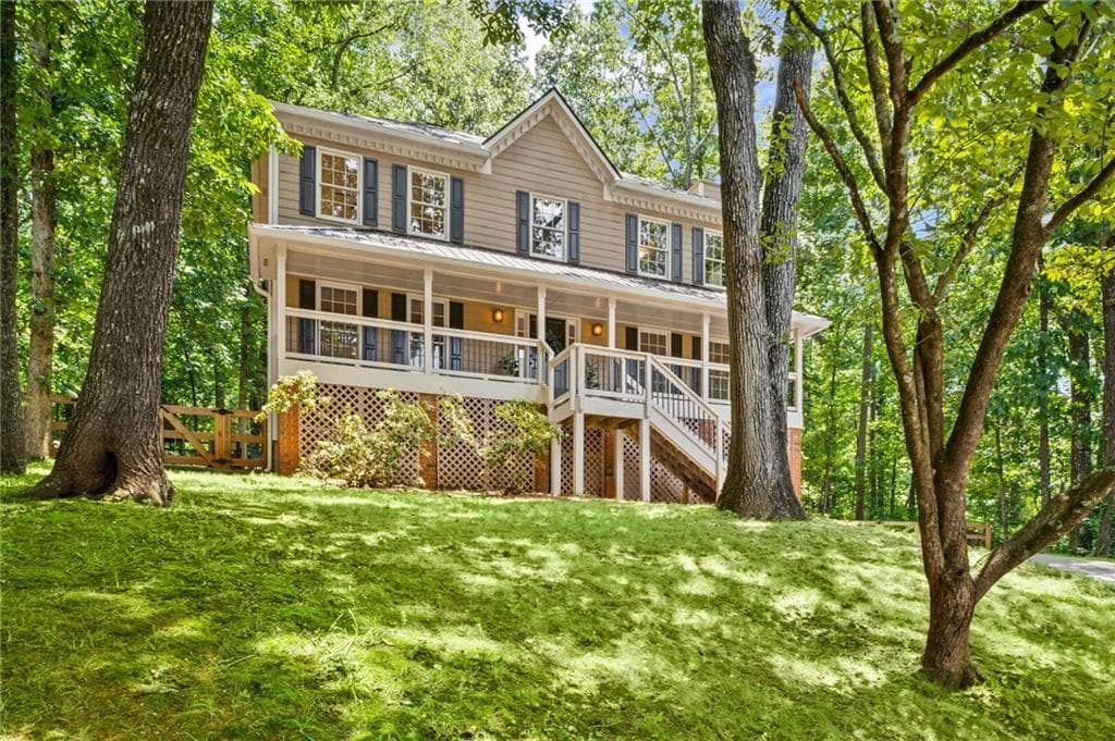 3 bedroom, 3 bathroom, 2,300 sq ft single family residence sold at 4530 Reva Drive, Marietta, GA 30066