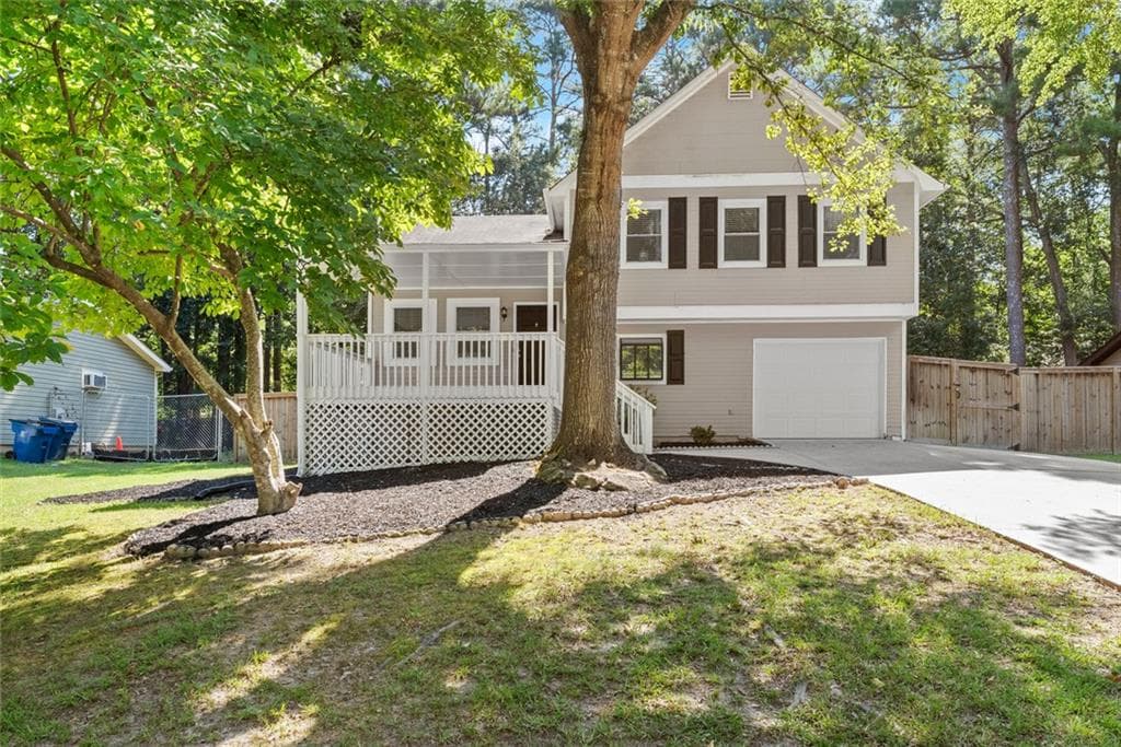 6536 River Glen Drive, Riverdale, GA 30296 — most recent listing photo