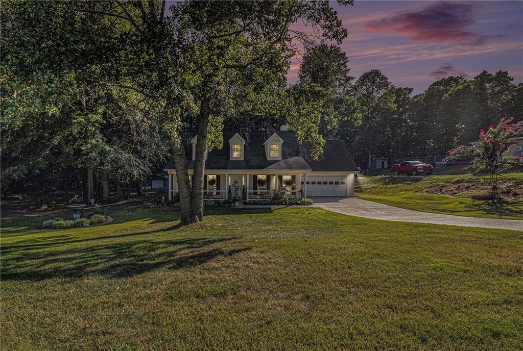 3 bedroom, 3 bathroom, 1,592 sq ft single family residence sold at 534 Oxford Ridge, Winder, GA 30680