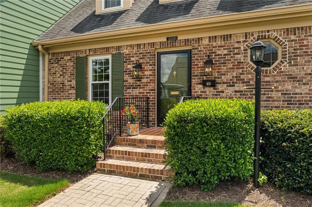 2255 Brianwood Court, Decatur, GA 30033 — most recent listing photo
