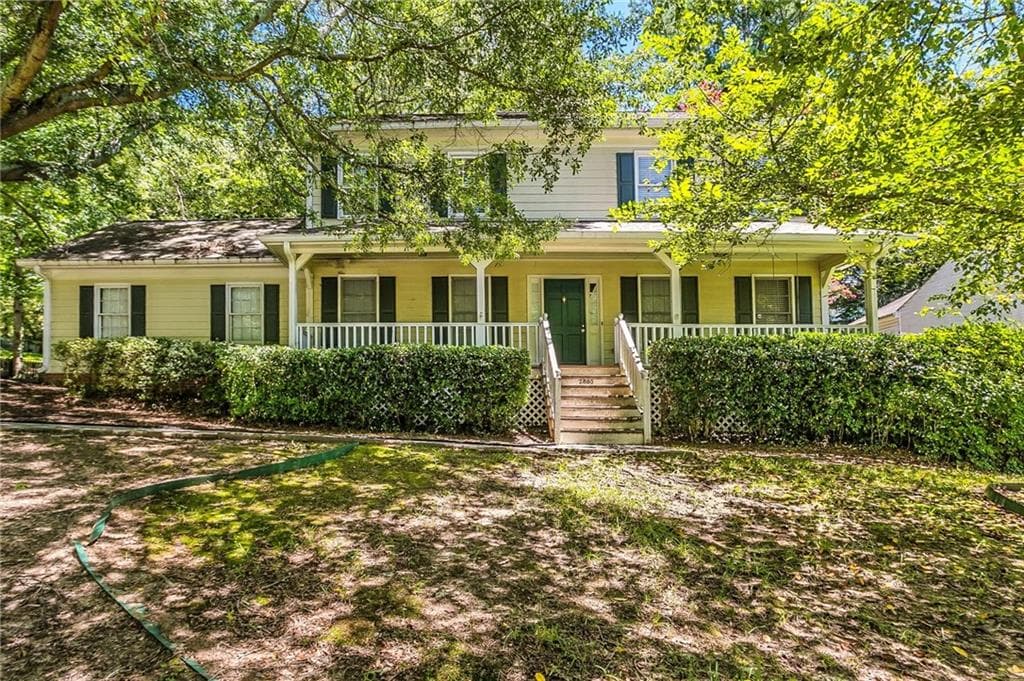 2880 Creekwood Drive, Snellville, GA 30078 — most recent listing photo