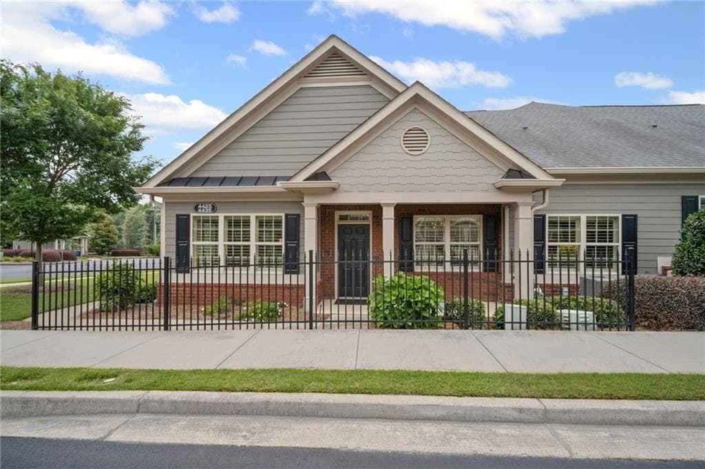 3 bedroom, 3 bathroom, 2,282 sq ft condominium sold at 4435 Flycatcher Drive 104, Alpharetta, GA 30004 — photo 1 of 1