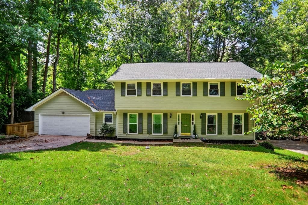1900 Six Branches Drive, Roswell, GA 30076 — most recent listing photo