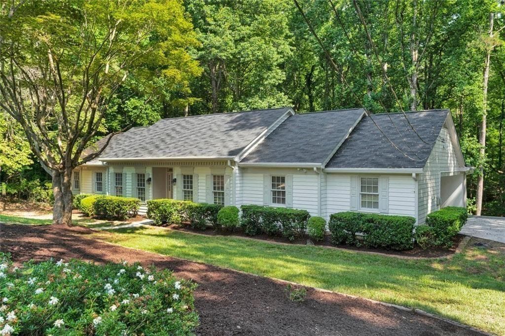 5 bedroom, 3 bathroom, 3,474 sq ft single family residence sold at 1590 Sunnybrook Farm Road, Atlanta, GA 30350