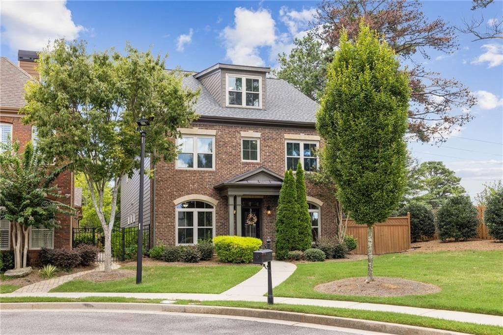 5 bedroom, 5 bathroom, 3,336 sq ft single family residence sold at 10731 Bossier Drive, Alpharetta, GA 30022