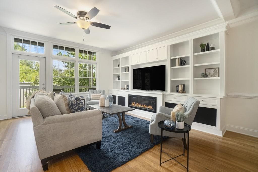 1 bedroom, 1 bathroom, 928 sq ft condominium sold at 1258 Dekalb Avenue 141, Atlanta, GA 30307
