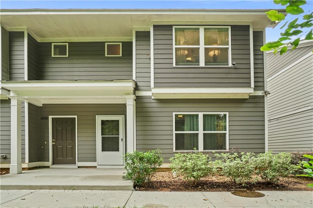 3 bedroom, 3 bathroom, 1,480 sq ft townhouse sold at 2288 Connally Place, Atlanta, GA 30344