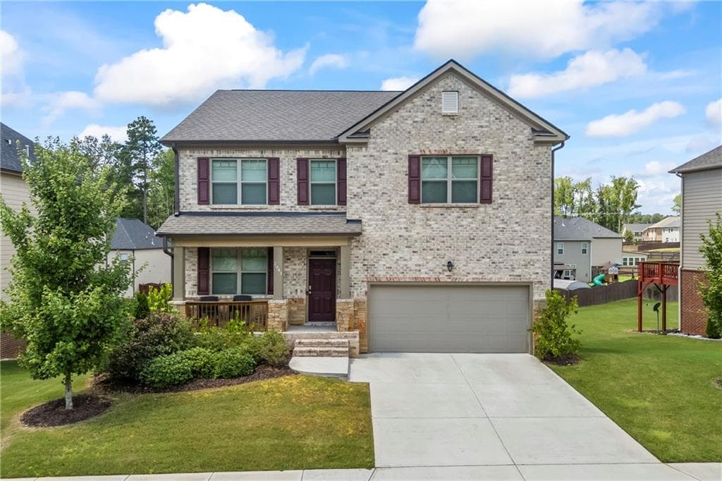 4 bedroom, 4 bathroom, 4,108 sq ft single family residence sold at 2943 Hawthorn Farm Boulevard, Loganville, GA 30052