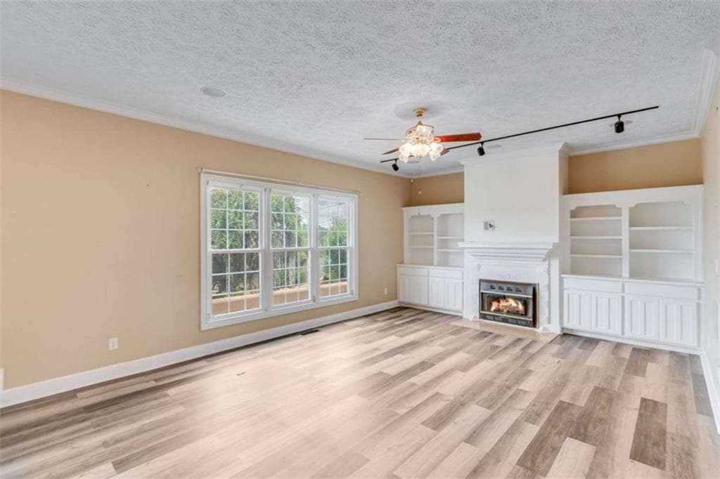 5 bedroom, 5 bathroom, 5,828 sq ft single family residence under contract at 701 Sunshine Road, Toccoa, GA 30577 — photo 6