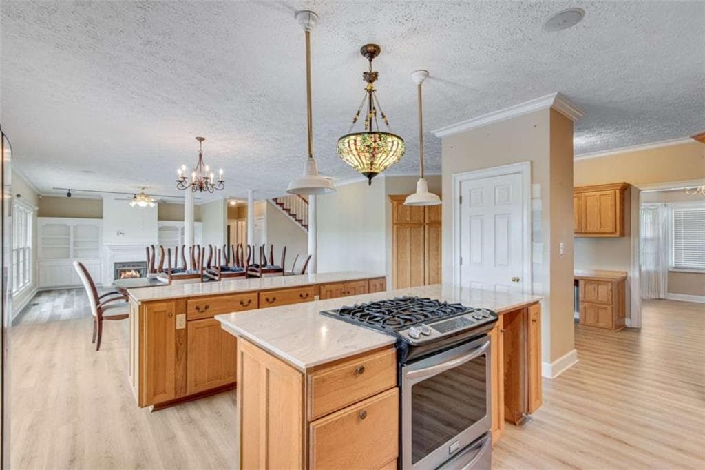 5 bedroom, 5 bathroom, 5,828 sq ft single family residence under contract at 701 Sunshine Road, Toccoa, GA 30577 — photo 10