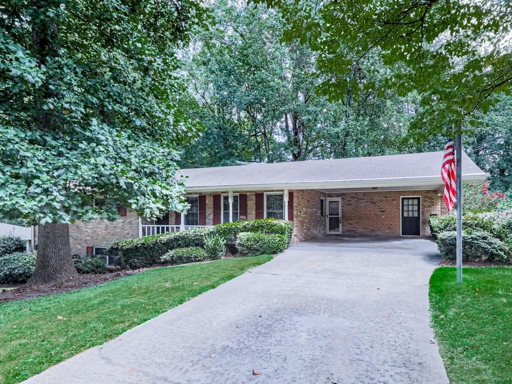 4041 Honeysuckle Drive, Smyrna, GA 30082 — most recent listing photo