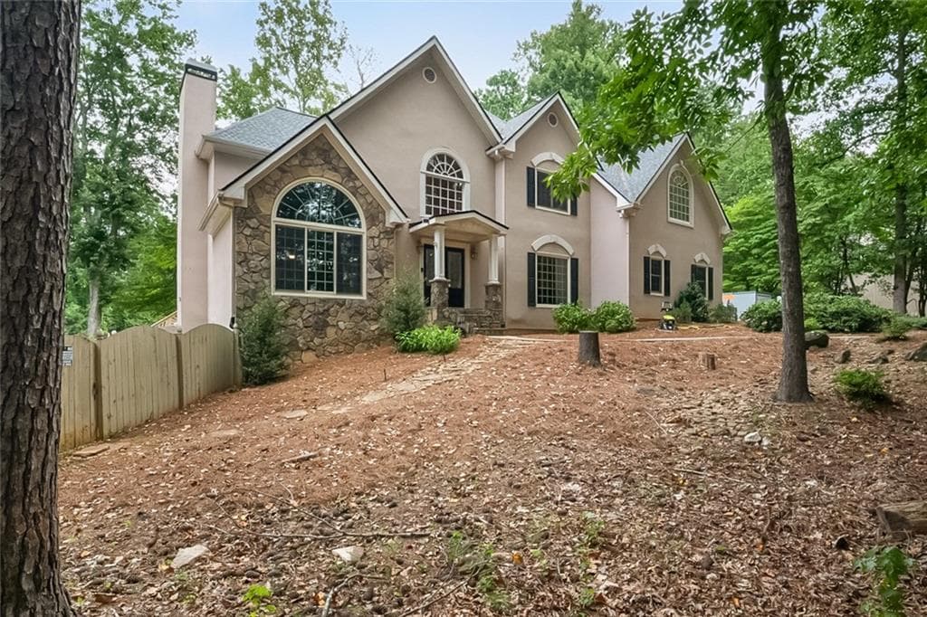 4 bedroom, 5 bathroom, 5,594 sq ft single family residence sold at 5715 Brynwood Circle, Acworth, GA 30101
