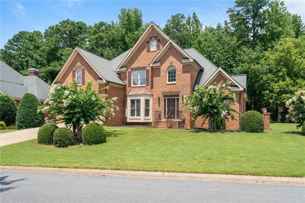 5 bedroom, 5 bathroom, 4,603 sq ft single family residence sold at 4055 Cloister Drive, Marietta, GA 30062