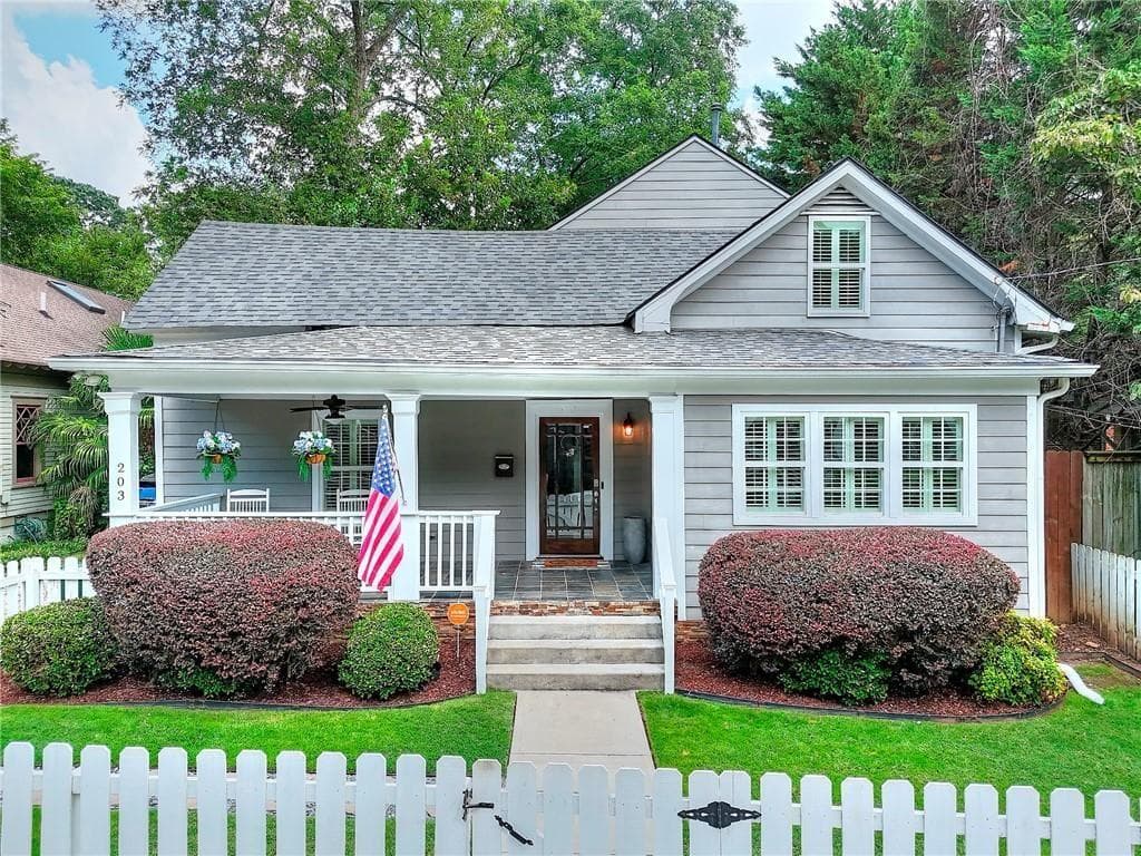 5 bedroom, 3 bathroom, 3,325 sq ft single family residence sold at 203 Flora Avenue, Atlanta, GA 30307