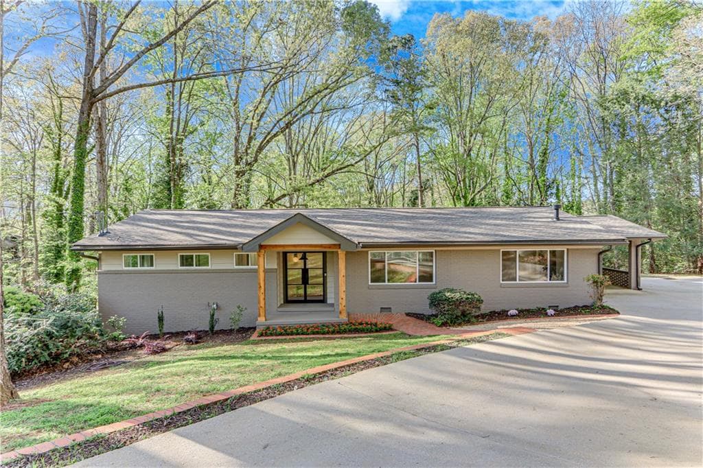 808 Sherwood Road, Gainesville, GA 30501 — most recent listing photo