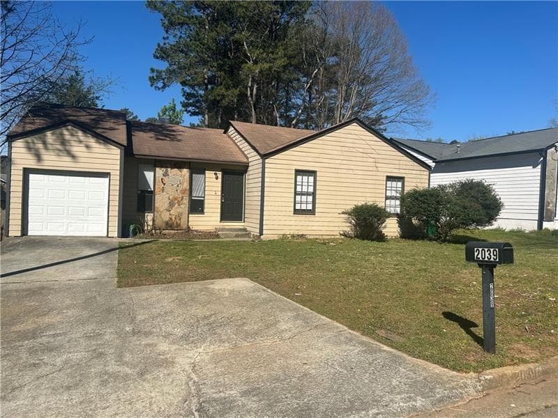 2039 Corners Circle, Lithonia, GA 30058 — most recent listing photo