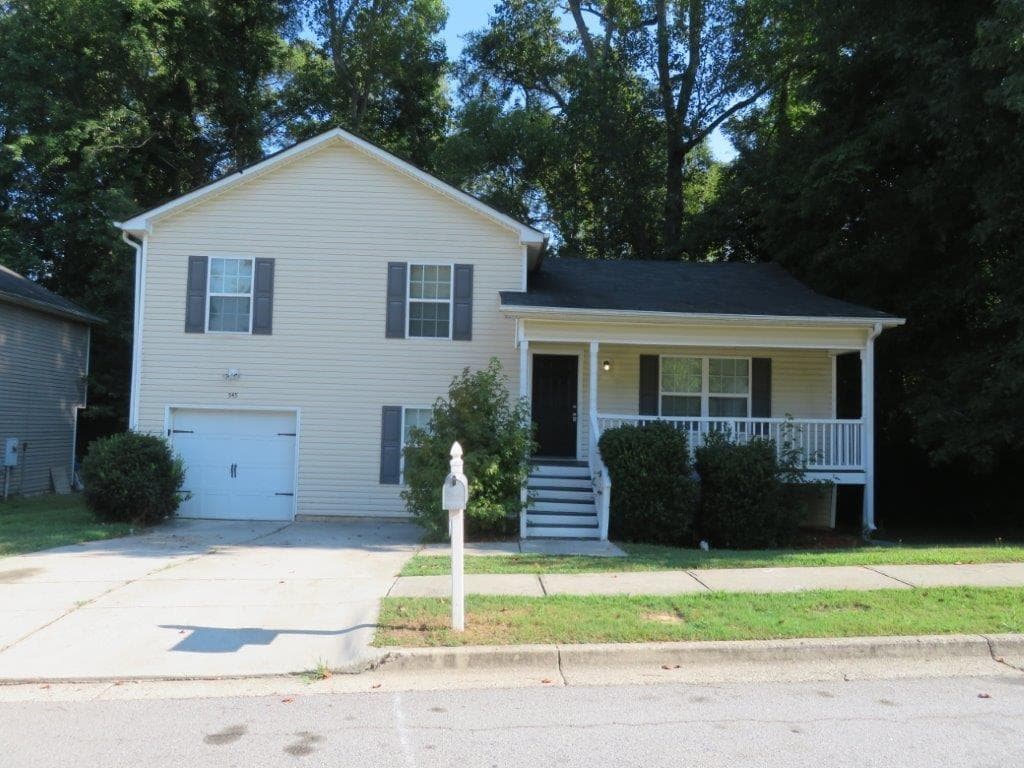 545 Bridgeport Place, Monroe, GA 30655 — most recent listing photo