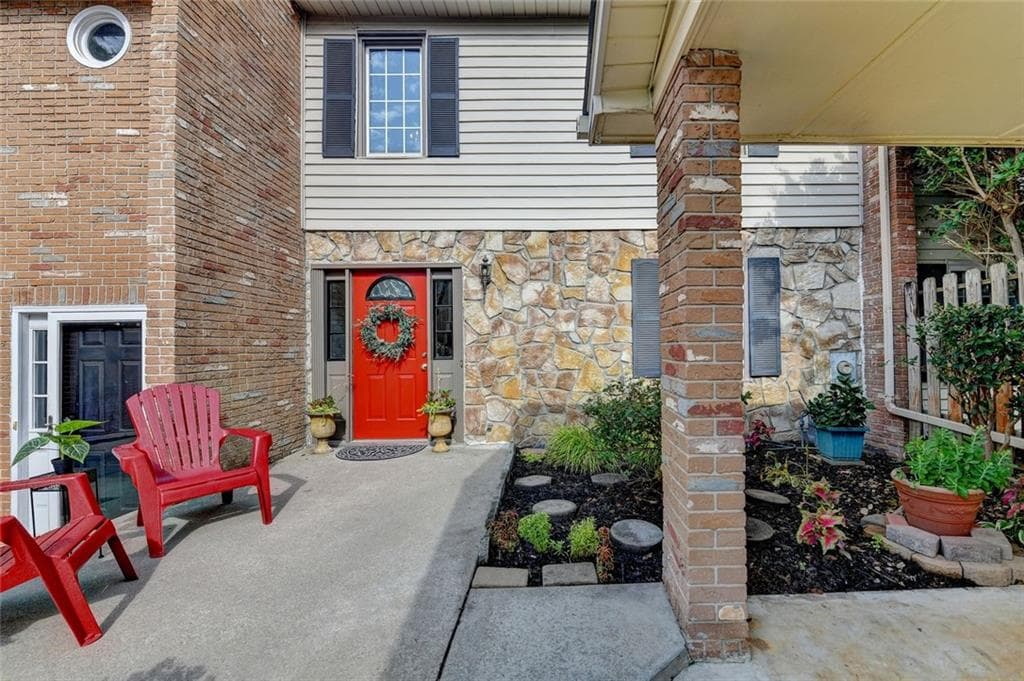 2 bedroom, 2 bathroom, 1,380 sq ft condominium sold at 6500 Gaines Ferry Road E3, Flowery Branch, GA 30542