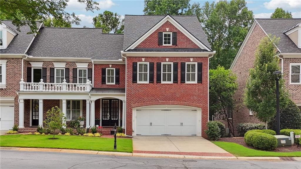 4 bedroom, 4 bathroom, 2,869 sq ft townhouse sold at 2416 Loxford Lane, Alpharetta, GA 30009