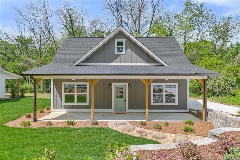 5232 W Mountain Street, Stone Mountain, GA 30083 — most recent listing photo
