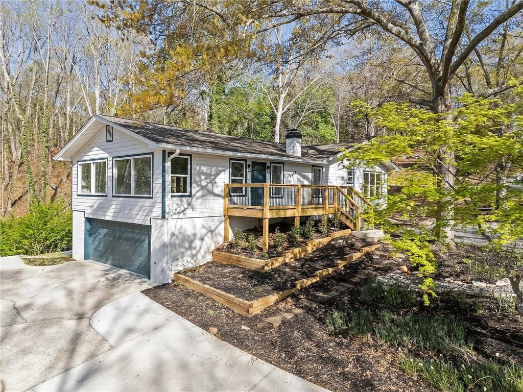 5985 Lakeside Court, Gainesville, GA 30506 — most recent listing photo