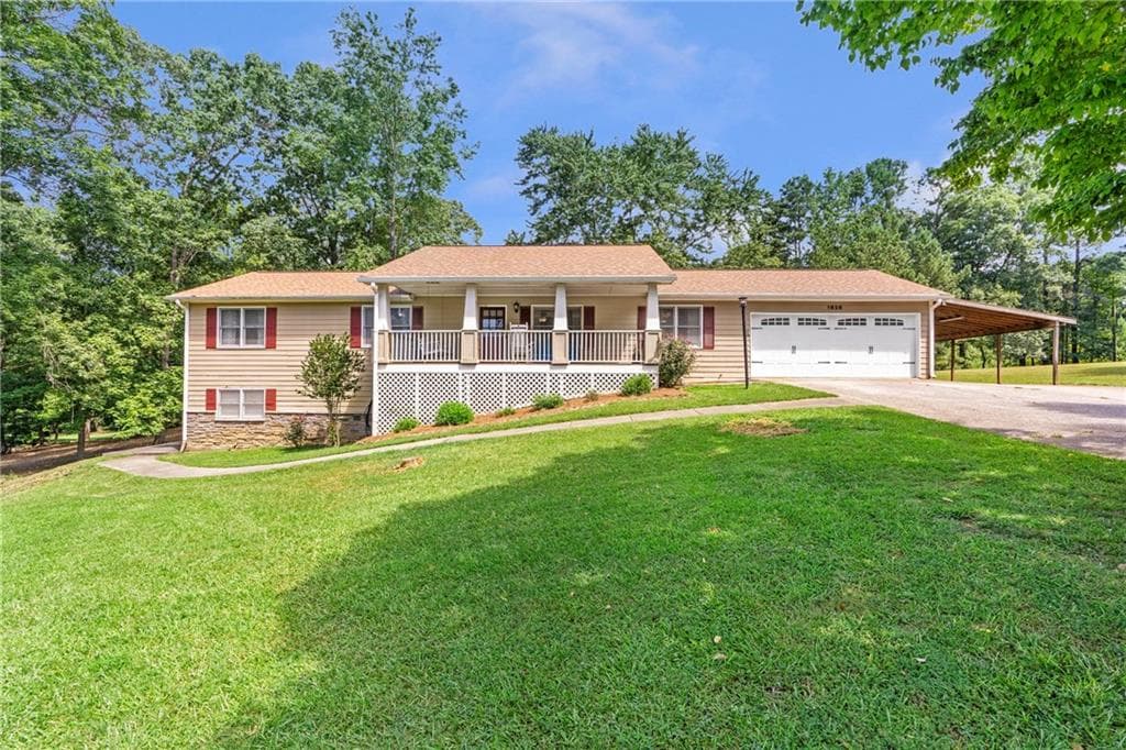 5 bedroom, 3 bathroom, 3,520 sq ft single family residence sold at 1828 Macland Road, Marietta, GA 30064