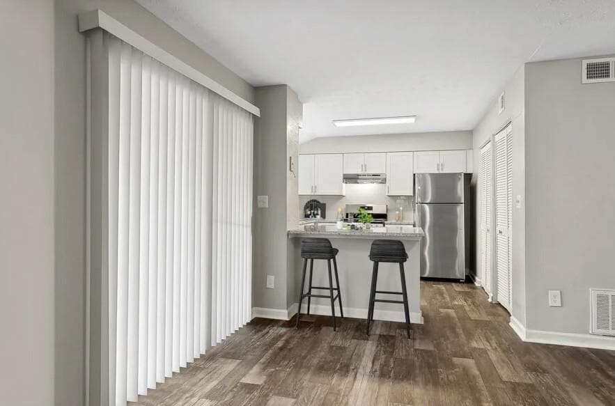 1 bedroom, 1 bathroom, 745 sq ft apartment for rent at 7600 Roswell Road 01-1812, Sandy Springs, GA 30350 for $1,300 a month — photo 3