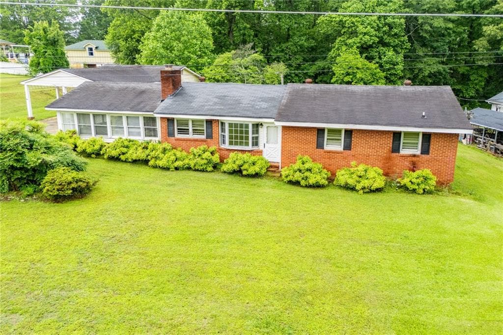 2 bedroom, 2 bathroom, 1,808 sq ft single family residence sold at 336 Burnt Hickory Road, Powder Springs, GA 30127