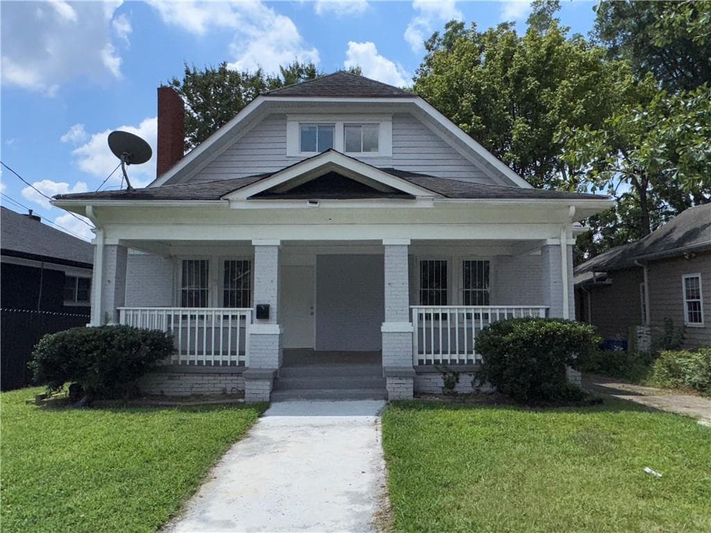 5 bedroom, 3 bathroom, 1,700 sq ft single family residence for rent at 1462 Lucile Avenue, Atlanta, GA 30310 for $2,300 a month